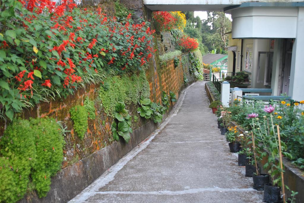 Central Gleneagles Heritage Resort Former Bungalow Of Ex-Tata Chairman Russi Mody The Mall Road Darjeeling Дарджилинг Экстерьер фото