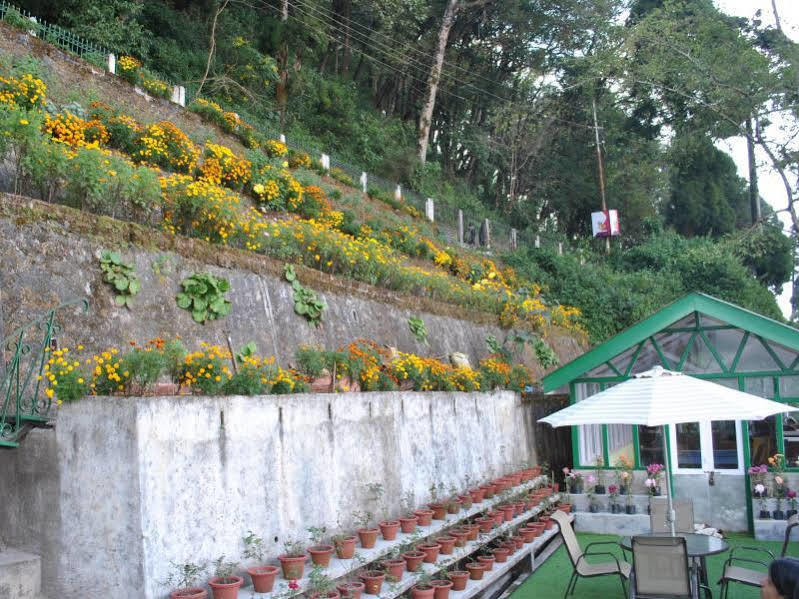 Central Gleneagles Heritage Resort Former Bungalow Of Ex-Tata Chairman Russi Mody The Mall Road Darjeeling Дарджилинг Экстерьер фото